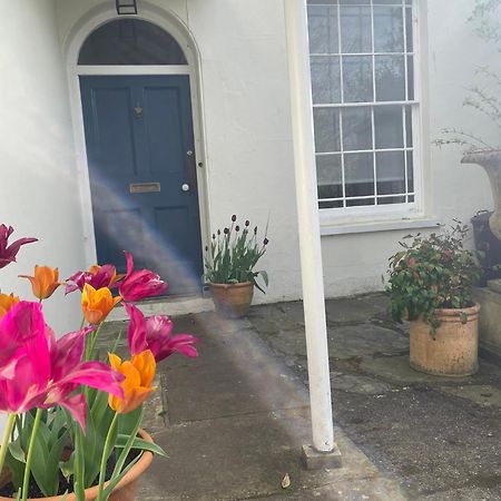Luxury Flat In Totnes Apartment Exterior foto